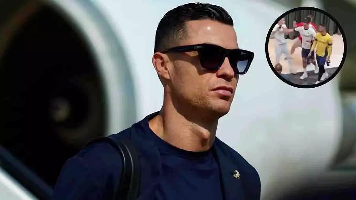 Ronaldo के धक्का देने वाले वीडियो की लिप रीडिंग से नई बातें सामने आईं Ronaldo के धक्का देने वाले वीडियो की लिप रीडिंग से नई बातें सामने आईं