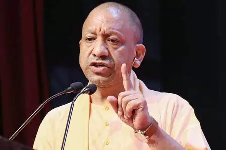 इन्वेस्टमेंट और डिफेंस इंडस्ट्रियल इन्फ्रास्ट्रक्चर बनेंगे यूपी के विकास की रीढ़ इन्वेस्टमेंट और डिफेंस इंडस्ट्रियल इन्फ्रास्ट्रक्चर बनेंगे यूपी के विकास की रीढ़