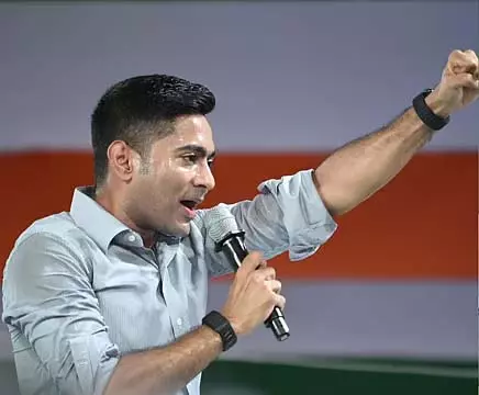 नंदीग्राम के लोगों का मन टटोलने के लिए Team AB मैदान पर नंदीग्राम के लोगों का मन टटोलने के लिए Team AB मैदान पर