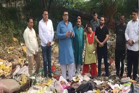 ट्रिपल इंजन की सरकार विफल, हर जगह कूड़ा ही कूड़ा: अंकुश नारंग ट्रिपल इंजन की सरकार विफल, हर जगह कूड़ा ही कूड़ा: अंकुश नारंग