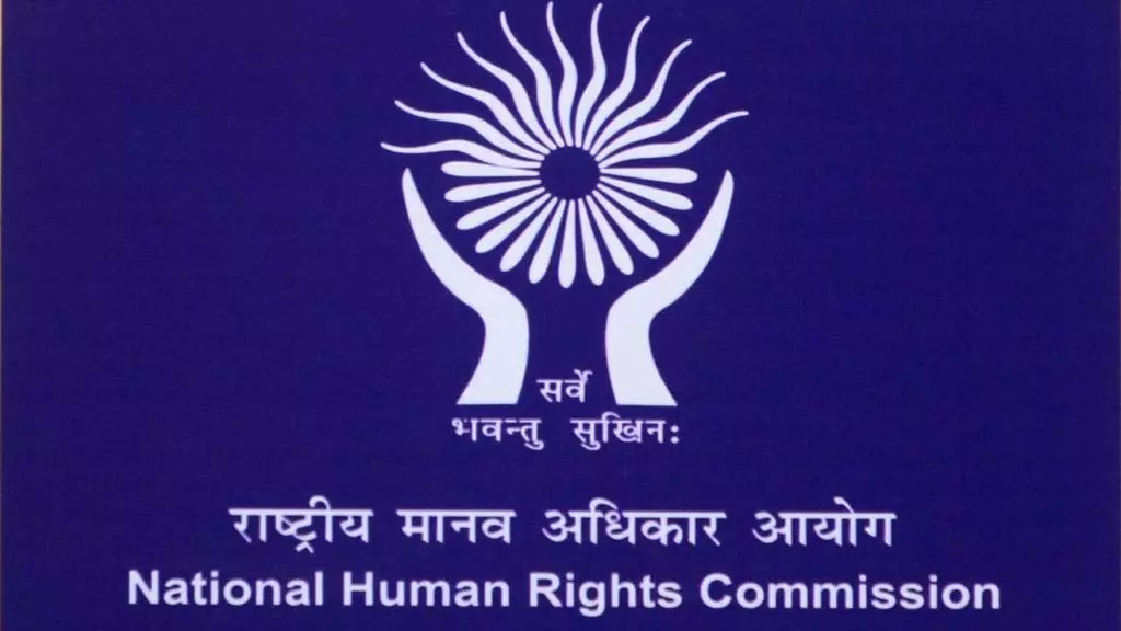 NHRC ने E-कॉमर्स पर प्रतिबंधित चाकू बिक्री पर तुरंत कार्रवाई का दिया आदेश NHRC ने E-कॉमर्स पर प्रतिबंधित चाकू बिक्री पर तुरंत कार्रवाई का दिया आदेश