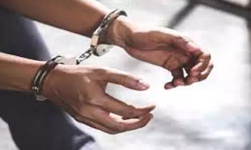 Hazaribagh: सीसीएल आउटसोर्सिंग कंपनी के वाहन आगजनी मामले में पुलिस की बड़ी कार्रवाई, 7 आरोपी गिरफ्तार Hazaribagh: सीसीएल आउटसोर्सिंग कंपनी के वाहन आगजनी मामले में पुलिस की बड़ी कार्रवाई, 7 आरोपी गिरफ्तार