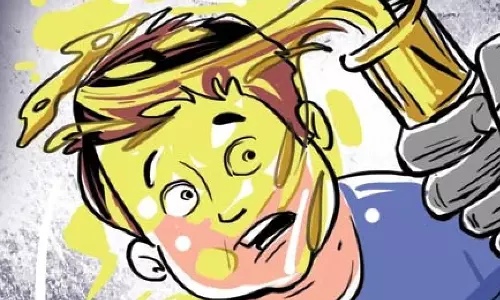 Baliya: युवक पर तेजाब से हमला, हालत गंभीर