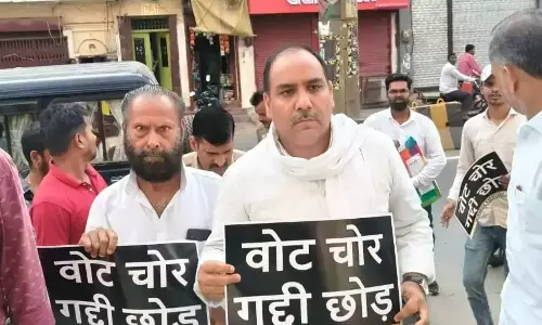 Varanasi: प्रधानमंत्री दौरे से पहले विपक्षी नेता हिरासत में