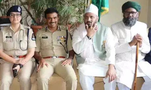 Hyderabad पुलिस ने मिलाद जुलूस के आयोजकों से की मुलाकात