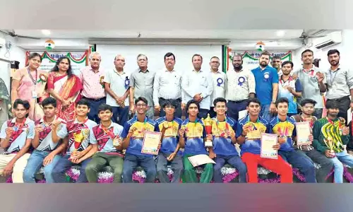 खेल स्थानीय ब्रीफिंग, St Anne College ने खिताब जीता खेल स्थानीय ब्रीफिंग, St Anne College ने खिताब जीता