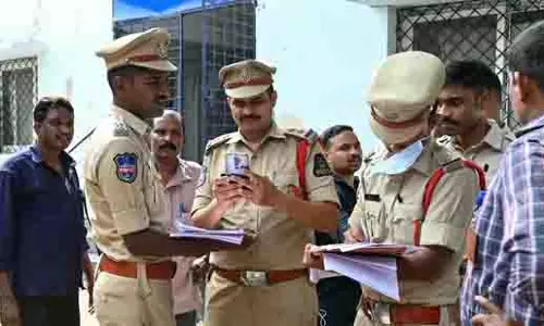 Hyderabad: घर के अंदर महिला की हत्या, भागने से पहले चोरों ने नहाया