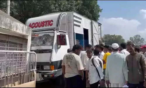 Pune: राजनीतिक जुलूस में घुसा डीजे ट्रक, युवक की मौके पर मौत
