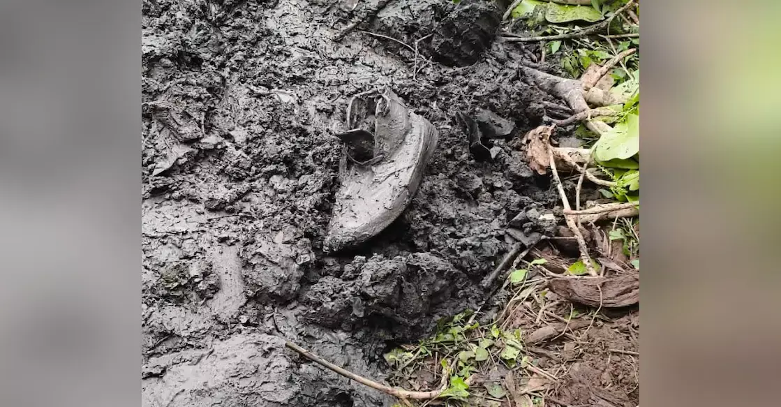 Kozhikode के लापता युवक की मौत खोज के दूसरे चरण में सरोवरम दलदल से जूता बरामद Kozhikode के लापता युवक की मौत खोज के दूसरे चरण में सरोवरम दलदल से जूता बरामद