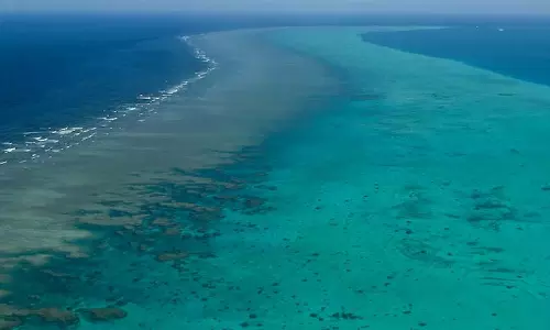 Philippines ने स्कारबोरो शोल के लिए चीन की प्रकृति आरक्षित योजना का विरोध किया