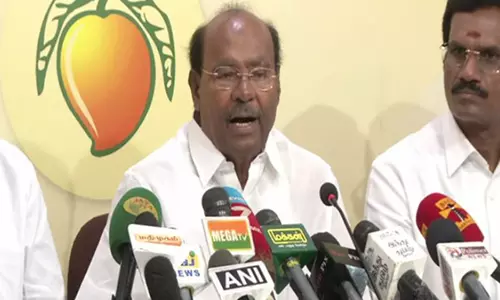 PMK संस्थापक एस रामदास ने बेटे अंबुमणि को पार्टी से निकाला, कार्यकर्ताओं से नाता तोड़ने को कहा PMK संस्थापक एस रामदास ने बेटे अंबुमणि को पार्टी से निकाला, कार्यकर्ताओं से नाता तोड़ने को कहा
