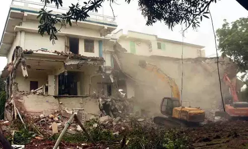 Bhopal: क्राइम ब्रांच ने मछली गैंग के अवैध साम्राज्य पर शिकंजा कसा Bhopal: क्राइम ब्रांच ने मछली गैंग के अवैध साम्राज्य पर शिकंजा कसा