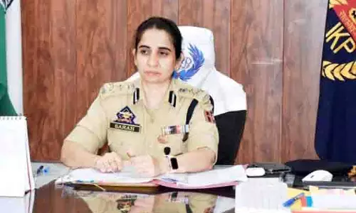 उधमपुर-रियासी रेंज के DIG ने अपराध समीक्षा बैठक की अध्यक्षता की उधमपुर-रियासी रेंज के DIG ने अपराध समीक्षा बैठक की अध्यक्षता की