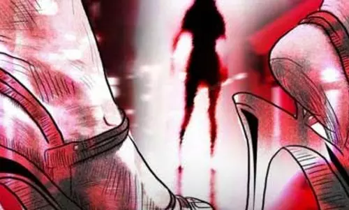 Nagpur Crime: ओयो होटल पर छापेमारी में पति, पत्नी और युवती शामिल
