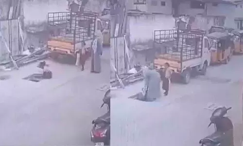स्कूल जाते समय छह साल की बच्ची नाले में गिरी