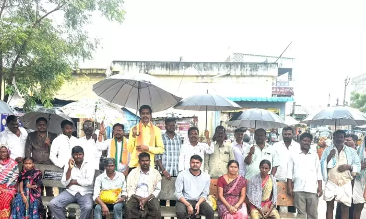 भाजपा ने आइज़ा आरटीसी बस स्टैंड के तत्काल विकास की मांग की भाजपा ने आइज़ा आरटीसी बस स्टैंड के तत्काल विकास की मांग की