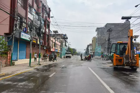 नेपाल की राह आसान नहीं: अंतरिम सरकार का गठन और संविधान, देश के लिए सभी पक्षों का मिलेगा मन? नेपाल की राह आसान नहीं: अंतरिम सरकार का गठन और संविधान, देश के लिए सभी पक्षों का मिलेगा मन?