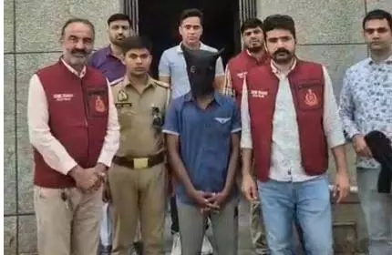 क्राइम ब्रांच की बड़ी सफलता, ठक-ठक गैंग का फरार सदस्य गिरफ्तार, दो मामलों में था वांछित क्राइम ब्रांच की बड़ी सफलता, ठक-ठक गैंग का फरार सदस्य गिरफ्तार, दो मामलों में था वांछित
