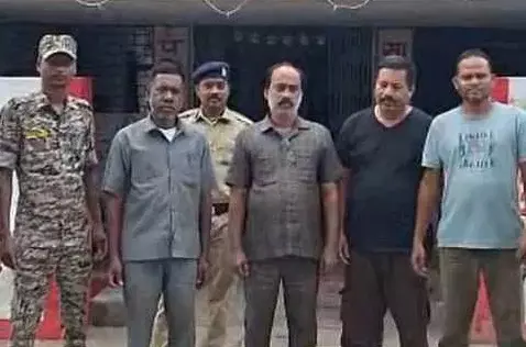 एसपी ने जादुई कलश के नाम पर हो रही ठगी मामले में किया खुलासा, 4 गिरफ्तार एसपी ने जादुई कलश के नाम पर हो रही ठगी मामले में किया खुलासा, 4 गिरफ्तार