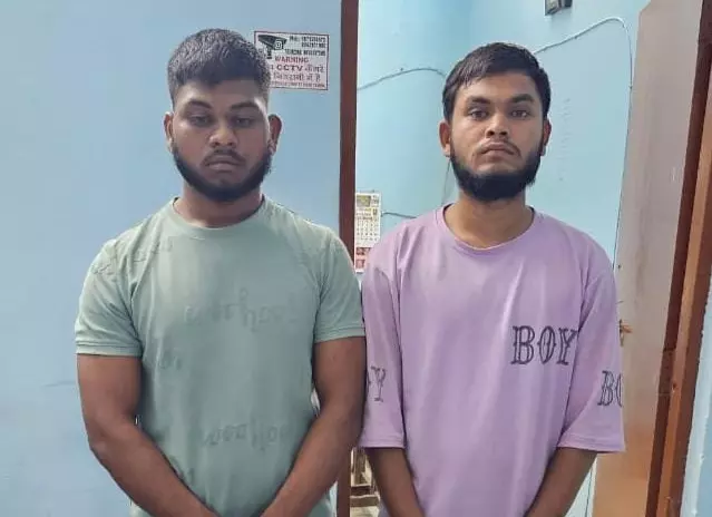 मोबाइल शॉप में चोरी, आरंग पुलिस ने तीन शातिरों को पकड़ा मोबाइल शॉप में चोरी, आरंग पुलिस ने तीन शातिरों को पकड़ा