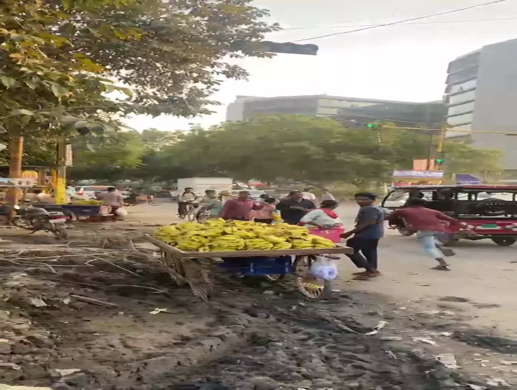 ट्रैफिक कॉन्स्टेबल पर हमला, आरोपी चालक गिरफ्तार, VIDEO ट्रैफिक कॉन्स्टेबल पर हमला, आरोपी चालक गिरफ्तार, VIDEO