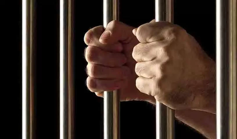 Hyderabad में नाबालिग लड़की से बलात्कार के मामले में व्यक्ति को 20 साल की जेल Hyderabad में नाबालिग लड़की से बलात्कार के मामले में व्यक्ति को 20 साल की जेल