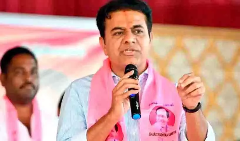 KTR ने भाजपा पर ग्रुप-1 परीक्षा घोटाले में कांग्रेस को बचाने का आरोप लगाया KTR ने भाजपा पर ग्रुप-1 परीक्षा घोटाले में कांग्रेस को बचाने का आरोप लगाया