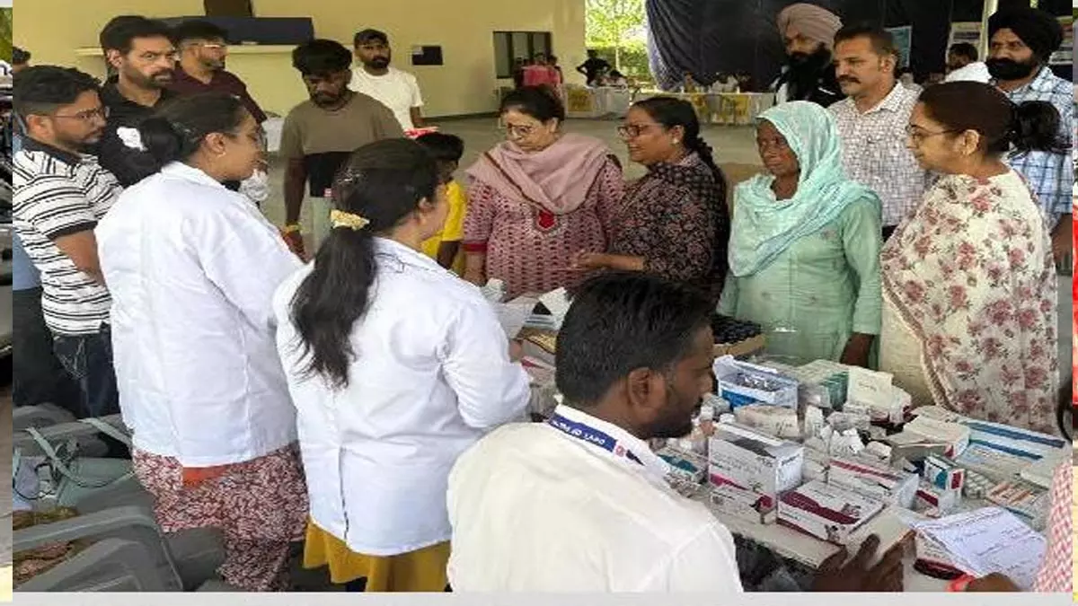 बाढ़ग्रस्त गांवों में स्वास्थ्य सेवाओं के लिए विशेषज्ञ डॉक्टर नियुक्त बाढ़ग्रस्त गांवों में स्वास्थ्य सेवाओं के लिए विशेषज्ञ डॉक्टर नियुक्त