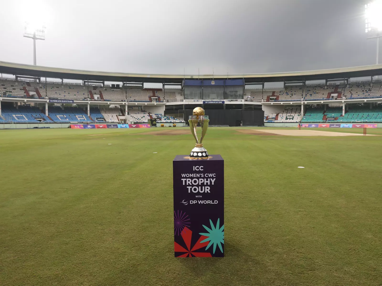 डीपी वर्ल्ड के साथ ICC महिला क्रिकेट विश्व कप 2025 ट्रॉफी का विशाखापत्तनम दौरा पूरा हुआ डीपी वर्ल्ड के साथ ICC महिला क्रिकेट विश्व कप 2025 ट्रॉफी का विशाखापत्तनम दौरा पूरा हुआ