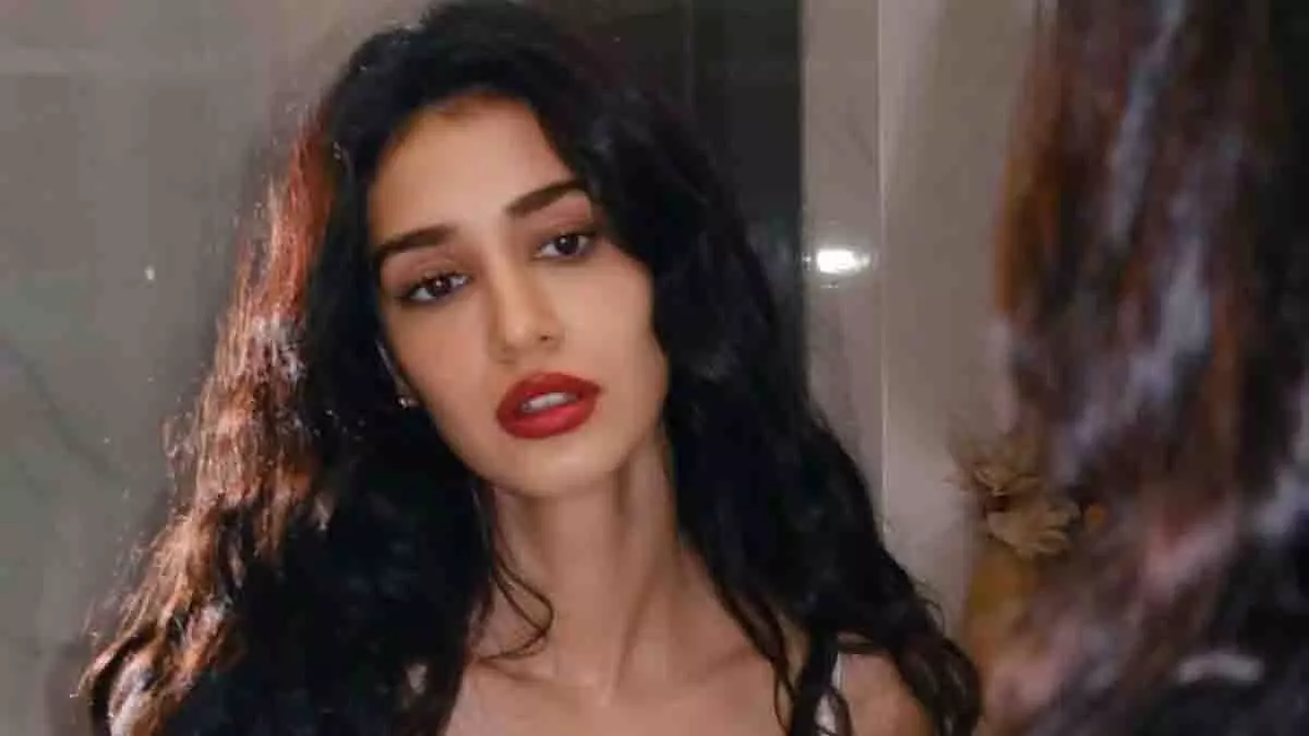 बरेली में Disha Patani के घर के बाहर गोलीबारी, कथित अपमान को लेकर तनाव बरेली में Disha Patani के घर के बाहर गोलीबारी, कथित अपमान को लेकर तनाव