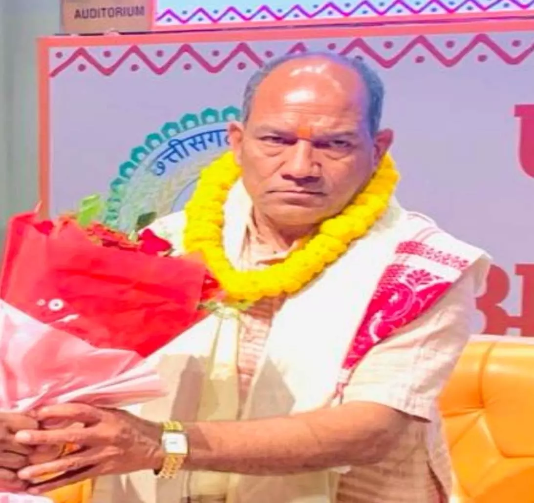 नवनिर्वाचित माटी कला बोर्ड अध्यक्ष की धमकी विवादित, आरटीआई कार्यकर्ता ने शिकायत दर्ज की नवनिर्वाचित माटी कला बोर्ड अध्यक्ष की धमकी विवादित, आरटीआई कार्यकर्ता ने शिकायत दर्ज की