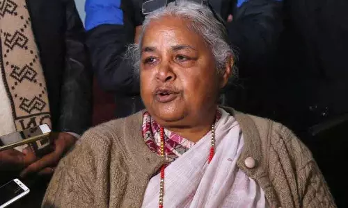 नेपाल: पूर्व मुख्य न्यायाधीश सुशीला कार्की संभाल सकती हैं कार्यवाहक सरकार नेपाल: पूर्व मुख्य न्यायाधीश सुशीला कार्की संभाल सकती हैं कार्यवाहक सरकार