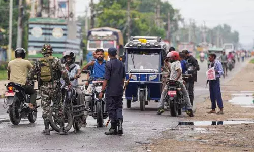 नेपाल में राजनीतिक शून्यता कायम, नेतृत्वविहीन जेन Z गुटों में टकराव नेपाल में राजनीतिक शून्यता कायम, नेतृत्वविहीन जेन Z गुटों में टकराव