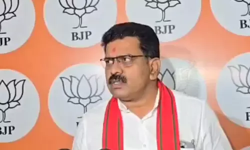 राहुल गांधी को विरोधाभासी बातें नहीं करनी चाहिए : विजय शर्मा