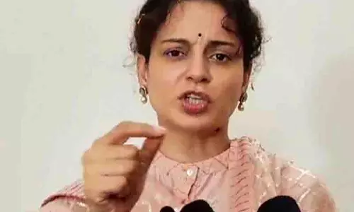 Kangana Ranaut ने मानहानि का मामला रद्द करने की सुप्रीम कोर्ट की याचिका वापस ली Kangana Ranaut ने मानहानि का मामला रद्द करने की सुप्रीम कोर्ट की याचिका वापस ली