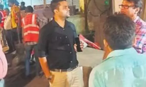 Bareilly: देर रात सड़कों का निरीक्षण, सफाई व्यवस्था पर नकेल Bareilly: देर रात सड़कों का निरीक्षण, सफाई व्यवस्था पर नकेल