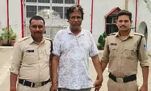 Indore: आचार्य विद्यासागर के खिलाफ अपमानजनक टिप्पणी करने वाले आरोपी को जेल Indore: आचार्य विद्यासागर के खिलाफ अपमानजनक टिप्पणी करने वाले आरोपी को जेल