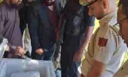 Srinagar: सड़े मांस का गोरखधंधा बेनकाब, पुलिस ने बड़ी खेप की जब्ती की