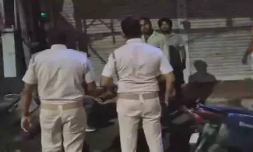 Sambalpur: पुलिस ने त्योहारी सीजन से पहले सुरक्षा कड़ी की Sambalpur: पुलिस ने त्योहारी सीजन से पहले सुरक्षा कड़ी की