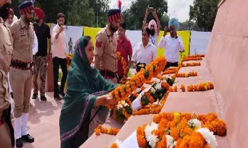 सारागढ़ी का युद्ध: सिख वीरता और बलिदान का एक शाश्वत प्रतीक - डॉ. बलजीत कौर सारागढ़ी का युद्ध: सिख वीरता और बलिदान का एक शाश्वत प्रतीक - डॉ. बलजीत कौर
