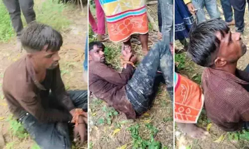 MP: प्रेमिका से मिलने गए युवक को उसके परिवार ने बांधकर बेरहमी से पीटा MP: प्रेमिका से मिलने गए युवक को उसके परिवार ने बांधकर बेरहमी से पीटा