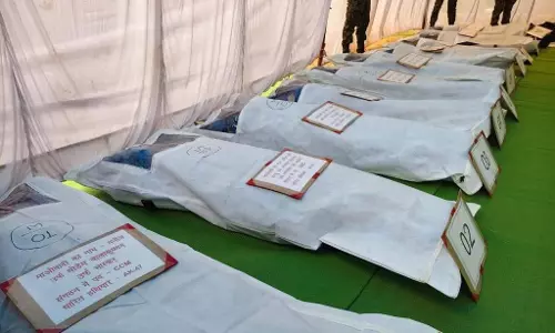 गरियाबंद मुठभेड़ में 10 नक्सली ढेर, सुरक्षाबलों ने बड़े इनामी मोडेम बालाकृष्णन मार गिराए गरियाबंद मुठभेड़ में 10 नक्सली ढेर, सुरक्षाबलों ने बड़े इनामी मोडेम बालाकृष्णन मार गिराए