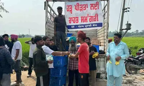 Ludhiana: बाढ़ प्रभावित निवासियों की मदद के लिए आगे आए प्रवासी