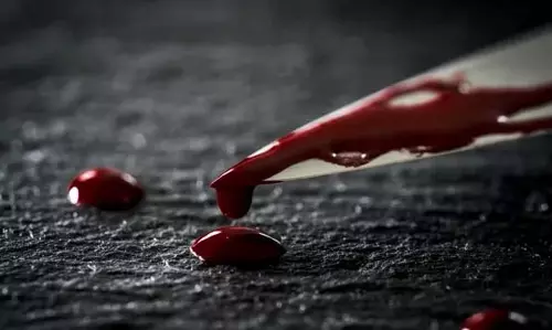 खोरपा में मामूली बात पर मारपीट, नरेन्द्र साहू व साथियों ने गालियाँ देकर रेजर ब्लेड से हमला खोरपा में मामूली बात पर मारपीट, नरेन्द्र साहू व साथियों ने गालियाँ देकर रेजर ब्लेड से हमला