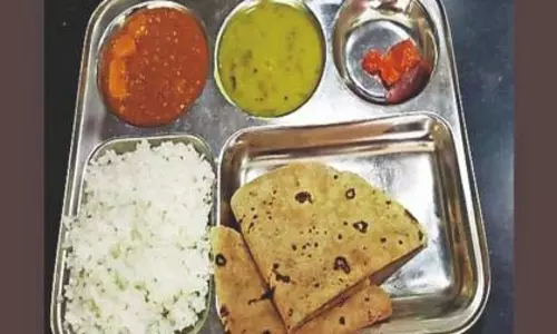 शिवभोजन केंद्रों पर 2 करोड़ रुपये बकाया; तस्वीरें पिंपरी-चिंचवाड़, पुणे से