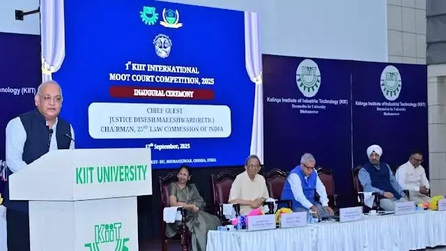 भारतीय विधि आयोग के अध्यक्ष ने प्रथम KIIT अंतर्राष्ट्रीय मूट कोर्ट प्रतियोगिता में दिया व्याख्यान