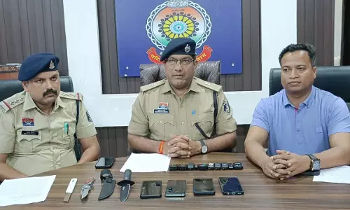 मोबाईल लूट करने वाले गैंग का पर्दाफाश, 3 आरोपी और 6 नाबालिग गिरफ्तार