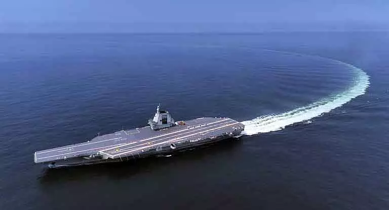 China का नया विमानवाहक पोत पहली बार ताइवान जलडमरूमध्य से गुज़रा China का नया विमानवाहक पोत पहली बार ताइवान जलडमरूमध्य से गुज़रा