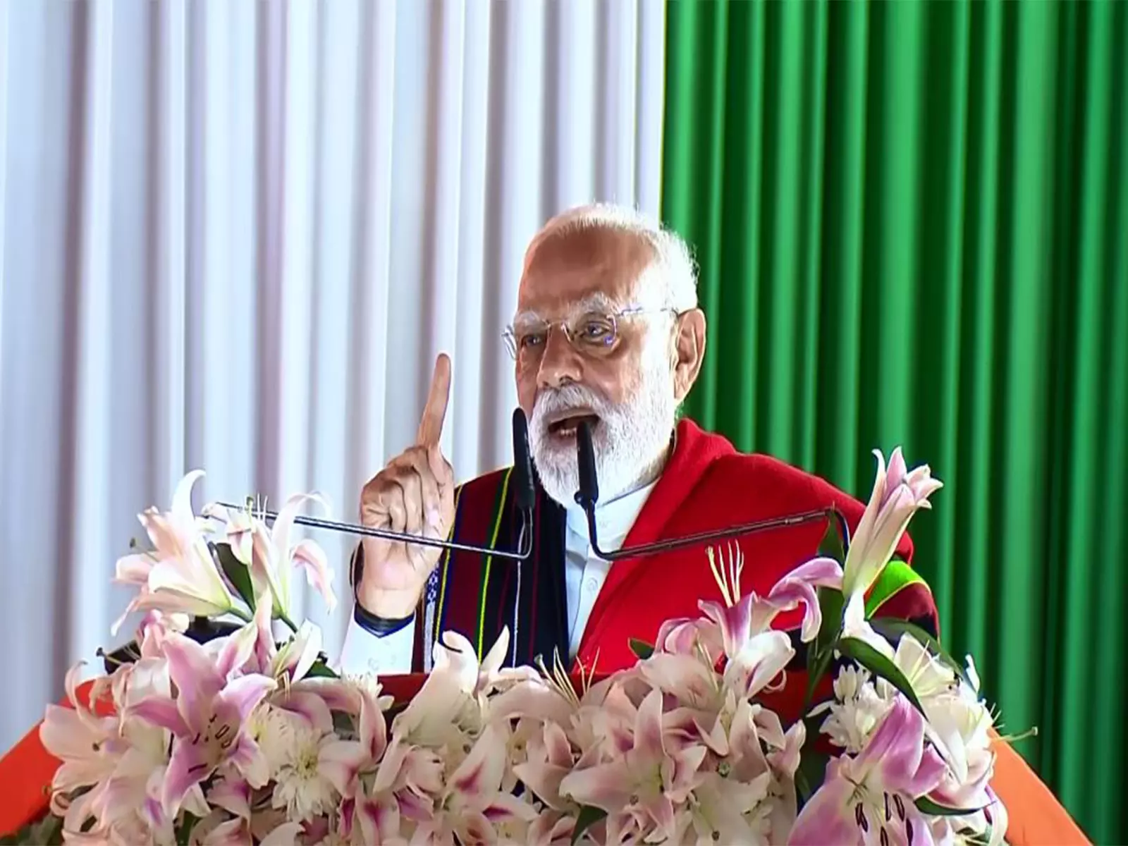 PM मोदी का मणिपुर पर बयान: आशा और विश्वास की नई सुबह PM मोदी का मणिपुर पर बयान: आशा और विश्वास की नई सुबह