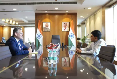 भारत यूरोपीय संघ के साथ पारस्परिक रूप से लाभकारी मुक्त व्यापार समझौते को अंतिम रूप देने के लिए तैयार भारत यूरोपीय संघ के साथ पारस्परिक रूप से लाभकारी मुक्त व्यापार समझौते को अंतिम रूप देने के लिए तैयार